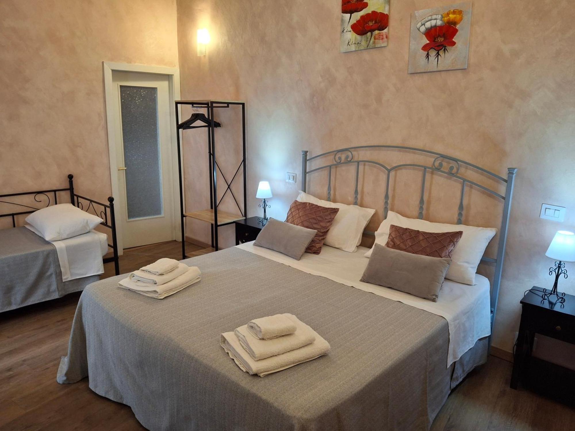 Chrilu House Hotel คาตาเนีย ภายนอก รูปภาพ
